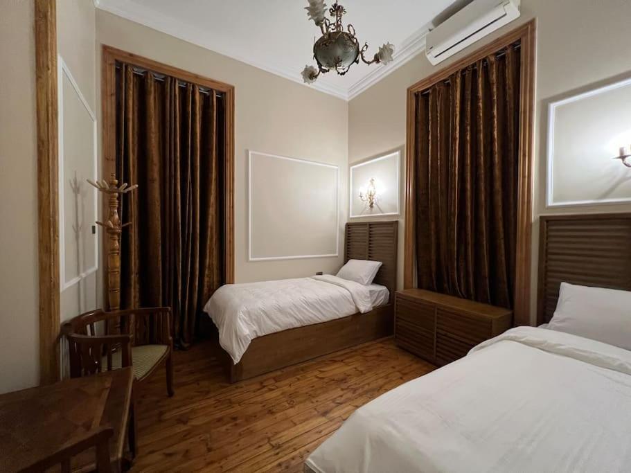 Authentic 3Br Apartment In Downtown, Kairo Exteriör bild