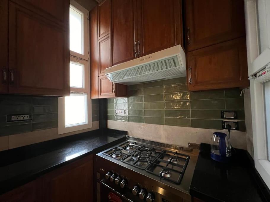 Authentic 3Br Apartment In Downtown, Kairo Exteriör bild